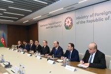 Azərbaycan və Niderland siyasi və iqtisadi əməkdaşlığı genişləndirməyi müzakirə ediblər (FOTO)