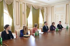 Azərbaycan Prezidenti İlham Əliyev Niderlandın xarici işlər nazirini qəbul edib (FOTO/VİDEO)