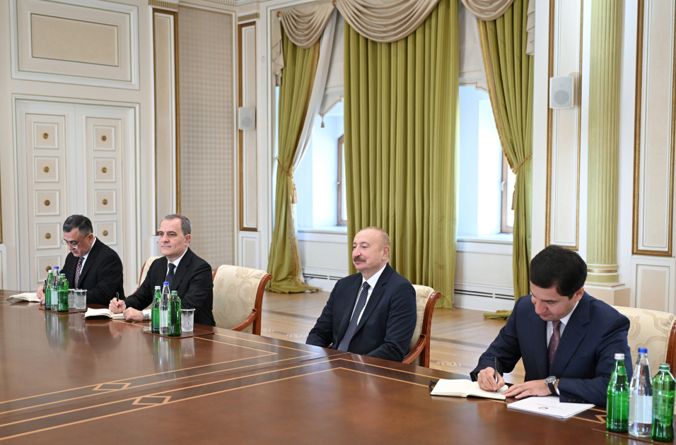 Azərbaycan Prezidenti İlham Əliyev Niderlandın xarici işlər nazirini qəbul edib (FOTO/VİDEO)