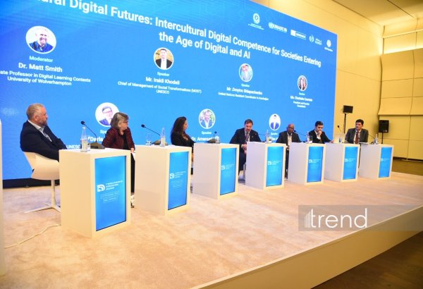Bakıda süni intellekt və rəqəmsal mühitdə mədəniyyətlərarası səriştələrin inkişafı müzakirə olunub (FOTO)