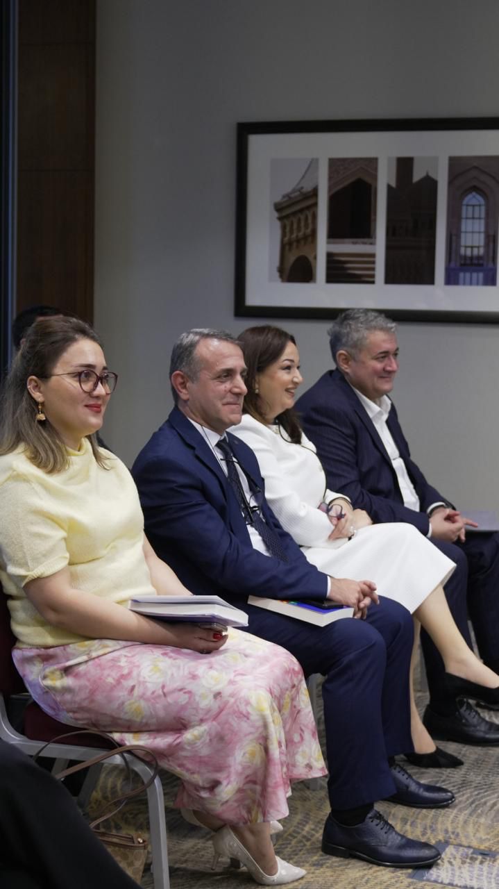 “Bağçam: kompleks uşaq inkişafı modeli” kitabının təqdimatı keçirilib (FOTO)