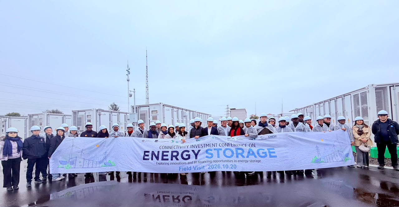 Azərbaycanla Çin şirkətləri enerji saxlama sahəsində əməkdaşlıq imkanlarını müzakirə edib (FOTO)