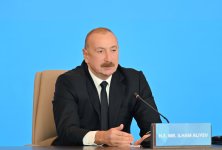 Prezident İlham Əliyev VII Ümumdünya Mədəniyyətlərarası Dialoq Forumunun açılışında çıxış edib (FOTO)