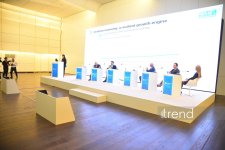 Ümumdünya Mədəniyyətlərarası Dialoq Forumu çərçivəsində “Biznes dialoqu” adlı panel sessiyası keçirilib (FOTO)