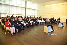 Ümumdünya Mədəniyyətlərarası Dialoq Forumu çərçivəsində “Biznes dialoqu” adlı panel sessiyası keçirilib (FOTO)