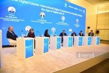 Bakıda süni intellekt və rəqəmsal mühitdə mədəniyyətlərarası səriştələrin inkişafı müzakirə olunub (FOTO)
