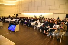 Bakıda süni intellekt və rəqəmsal mühitdə mədəniyyətlərarası səriştələrin inkişafı müzakirə olunub (FOTO)