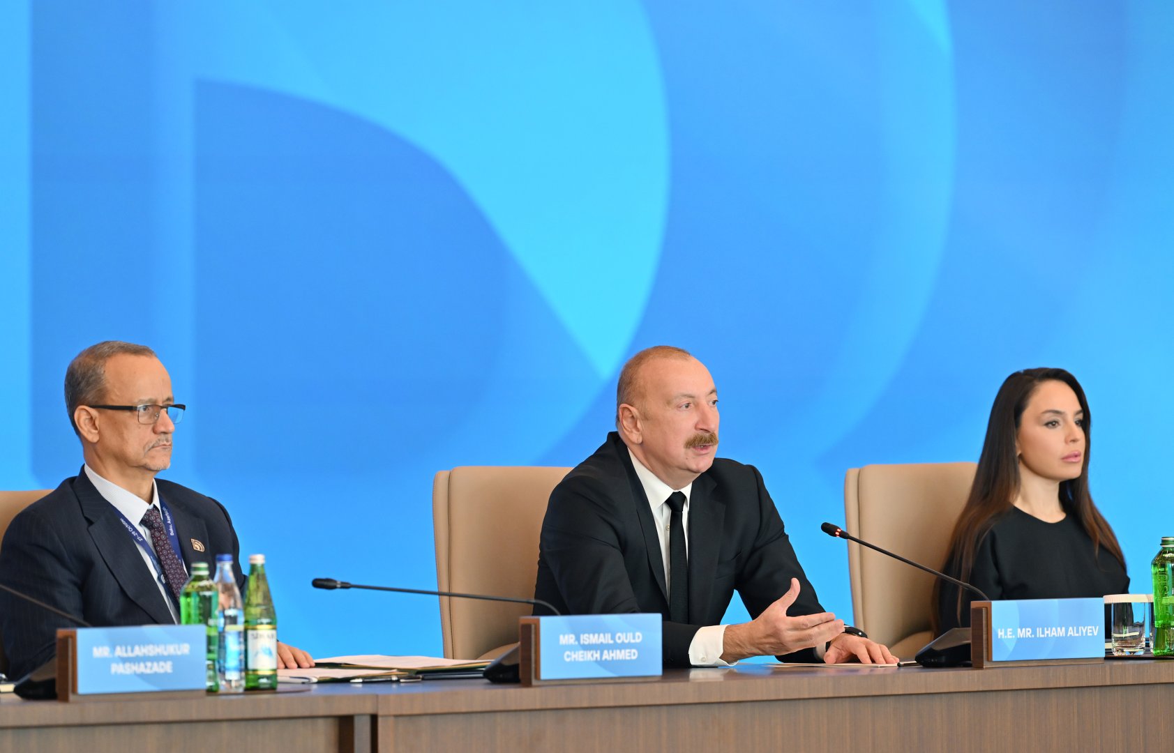 Prezident İlham Əliyev VII Ümumdünya Mədəniyyətlərarası Dialoq Forumunun açılışında çıxış edib (FOTO)