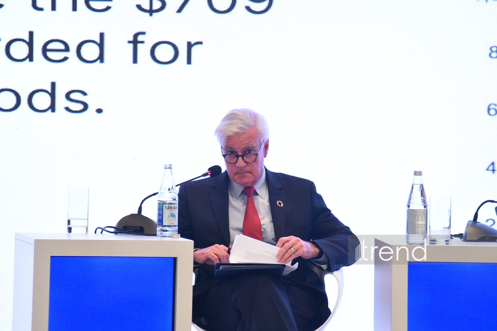 Ümumdünya Mədəniyyətlərarası Dialoq Forumu çərçivəsində “Biznes dialoqu” adlı panel sessiyası keçirilib (FOTO)