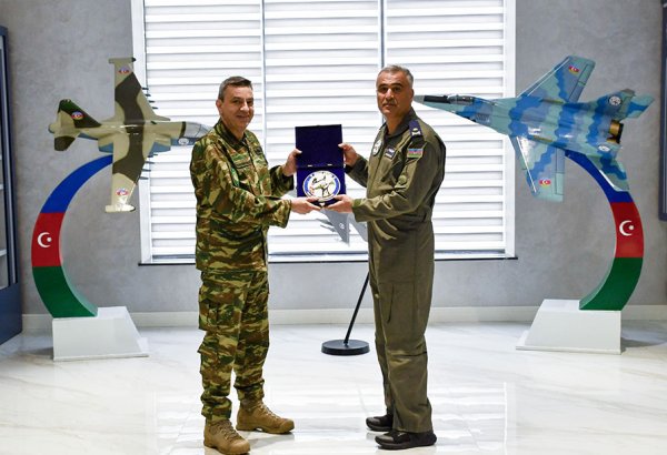 Azərbaycanla NATO hərbi əməkdaşlığın inkişafını müzakirə edib (FOTO/VİDEO)