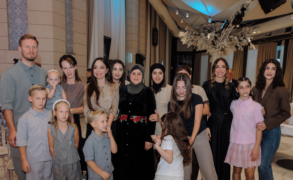 Leyla Əliyeva və Arzu Əliyeva “Cənnətin ariyası” adlı layihə çərçivəsində təqdim olunan konsertdə iştirak ediblər (FOTO)