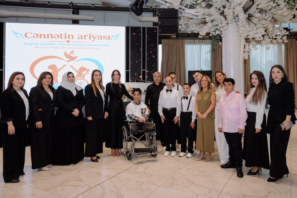 Leyla Əliyeva və Arzu Əliyeva “Cənnətin ariyası” adlı layihə çərçivəsində təqdim olunan konsertdə iştirak ediblər (FOTO)
