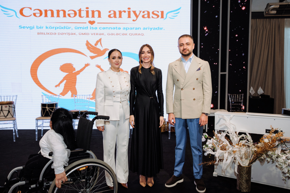 Leyla Əliyeva və Arzu Əliyeva “Cənnətin ariyası” adlı layihə çərçivəsində təqdim olunan konsertdə iştirak ediblər (FOTO)