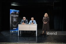 “Zərərli xarici təsirlərə və saxta xəbərlərə qarşı sayıqlığın artırılmasına dəstək” layihəsi ADMİU-da (FOTO/VİDEO)