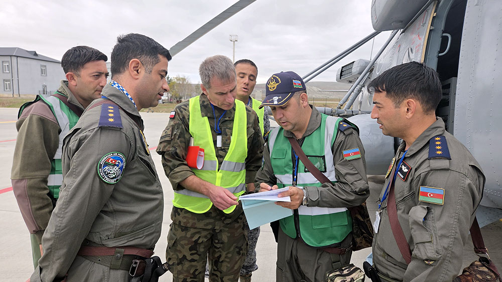 Azərbaycanla NATO hərbi əməkdaşlığın inkişafını müzakirə edib (FOTO/VİDEO)