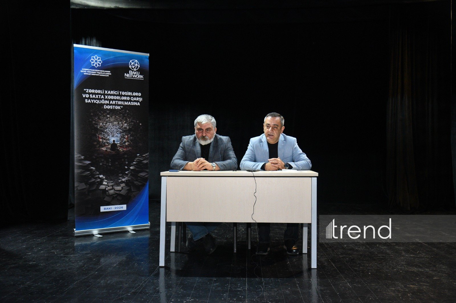 “Zərərli xarici təsirlərə və saxta xəbərlərə qarşı sayıqlığın artırılmasına dəstək” layihəsi ADMİU-da (FOTO/VİDEO)