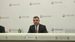 Azərbaycanda fiziki şəxslərin əmanətlərinin dollarlaşma səviyyəsi azalıb