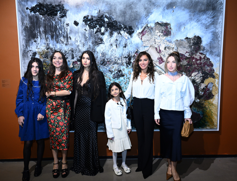 Leyla Əliyeva və Alyona Əliyeva Azərbaycan Rəngkarlığı Muzeyində “ENQRAM” sərgisinin açılışında iştirak ediblər (FOTO)