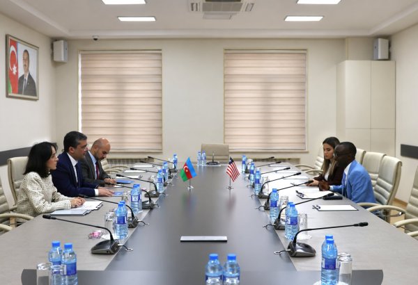 Azərbaycan və Liberiya media sahəsində əməkdaşlıq imkanlarını müzakirə edib (FOTO)