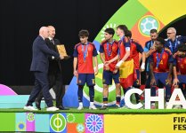 Prezident İlham Əliyev “FIFA U-15 World Cup and Festival”ın final matçını izləyib, mükafatlandırma mərasimində iştirak edib (FOTO)