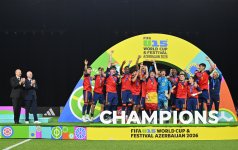Prezident İlham Əliyev “FIFA U-15 World Cup and Festival”ın final matçını izləyib, mükafatlandırma mərasimində iştirak edib (FOTO)