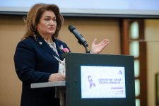 “Çəhrayı addım at!” şüarı altında süd vəzi xərçəngi ilə mübarizə ayına həsr olunmuş yekun görüş başa çatıb (FOTO)