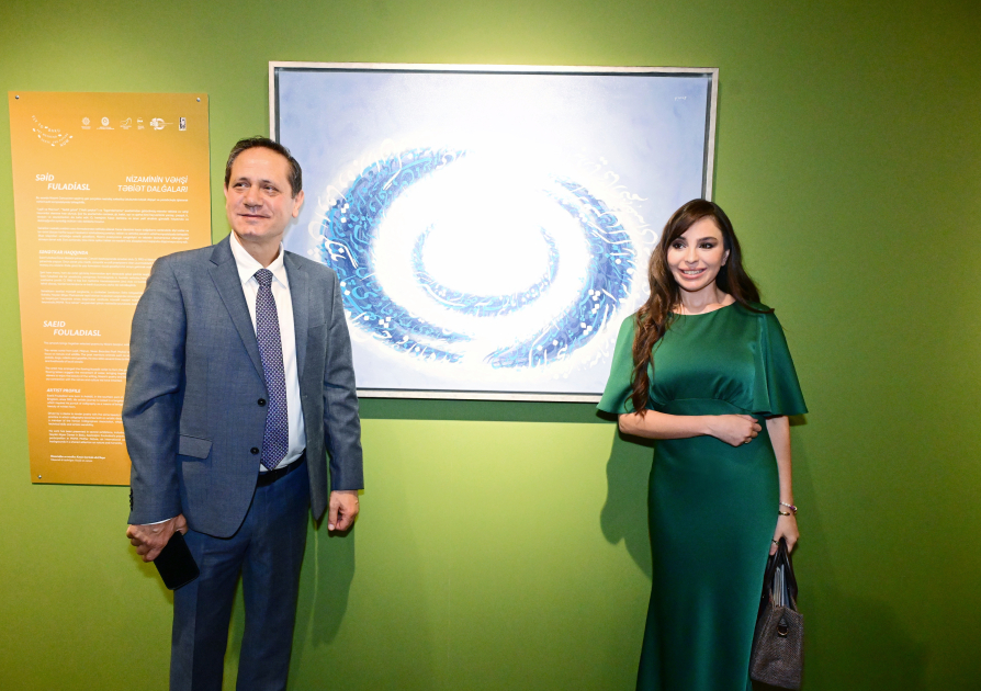 Heydər Əliyev Fondunun vitse-prezidenti Leyla Əliyeva və Alyona Əliyeva “Art Weekend”in rəsmi açılışında iştirak ediblər (FOTO)