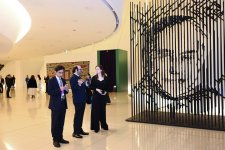 Heydər Əliyev Fondunun vitse-prezidenti Leyla Əliyeva və Alyona Əliyeva “Art Weekend”in rəsmi açılışında iştirak ediblər (FOTO)