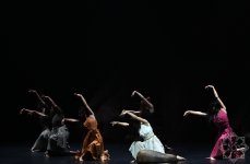 Bakı Beynəlxalq İncəsənət Festivalı çərçivəsində “Zikra: xatirələr gecəsi” tamaşası nümayiş olunub (FOTO)