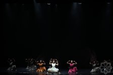 Bakı Beynəlxalq İncəsənət Festivalı çərçivəsində “Zikra: xatirələr gecəsi” tamaşası nümayiş olunub (FOTO)