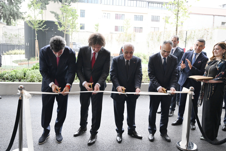 Azərbaycanın və Gürcüstanın Baş nazirləri “ART Riverfront Hotel Tbilisi”nin açılışında iştirak ediblər (FOTO/VİDEO)